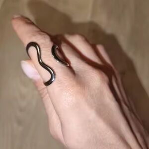 Avangarde Gold Irregular Ring